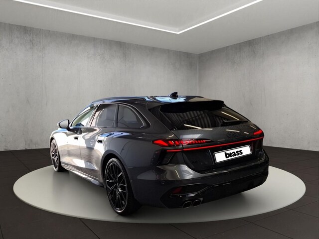 Audi A6 Avant Quattro S-Tronic