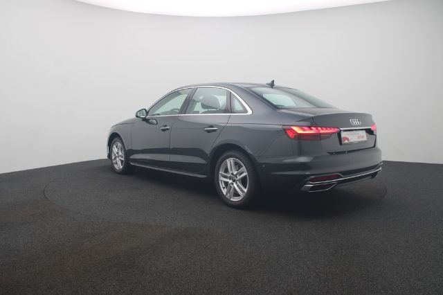 Audi A4 40 TFSI S-Tronic Sedan