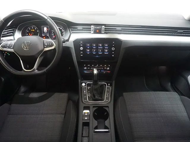 Volkswagen Passat Business DSG