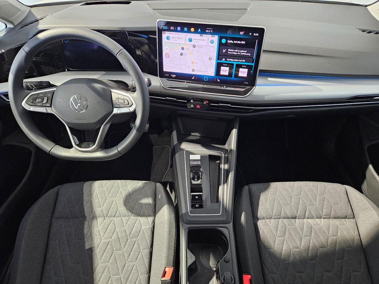 Volkswagen Golf 1.5 eTSI DSG Life