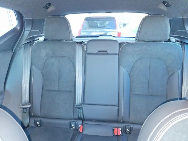 Volvo XC40 Dark Plus