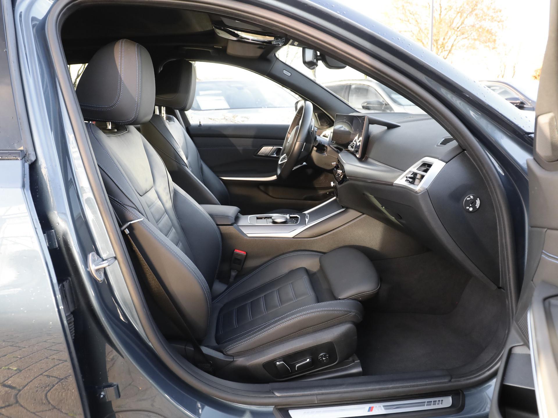 BMW 330 330e Touring