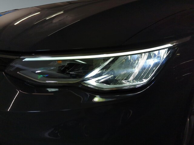 Volkswagen Golf 1.5 TSI