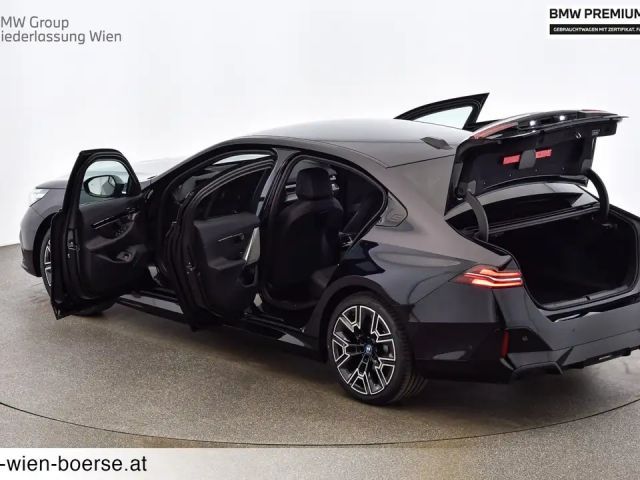 BMW 530 530e Sedan xDrive