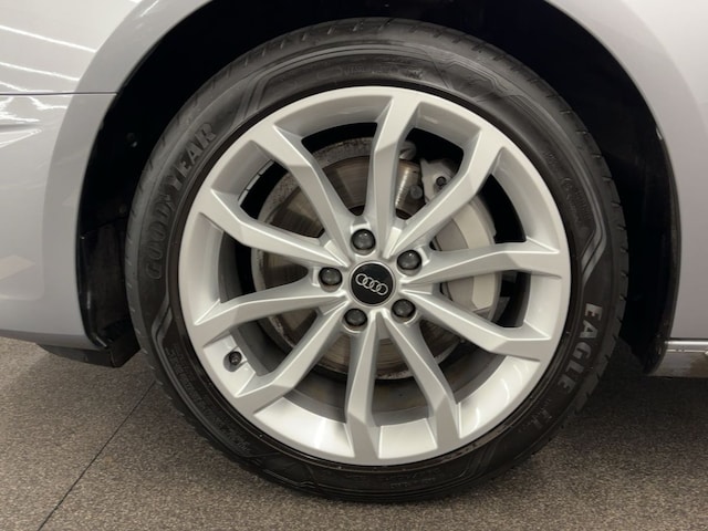 Audi A4 40 TDI S-Tronic Sedan