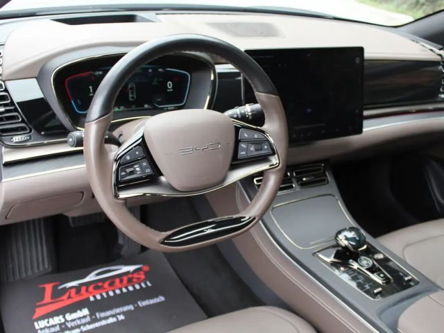 BYD Han Executive Vierwielaandrijving