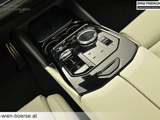 BMW i5 M60 Sedan xDrive