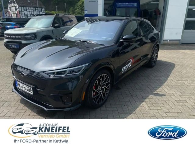 Ford Mustang Mach-E AWD GT