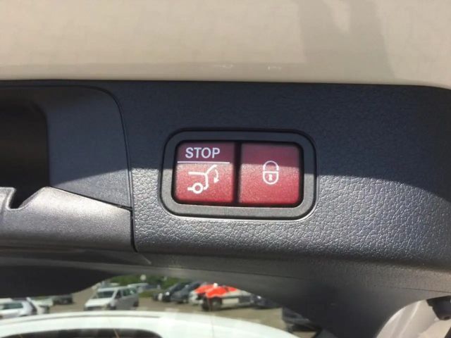 Mercedes-Benz GLB 220 4MATIC Progressive