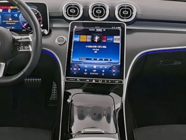 Mercedes-Benz C 220 AMG Line C 220 d Sedan