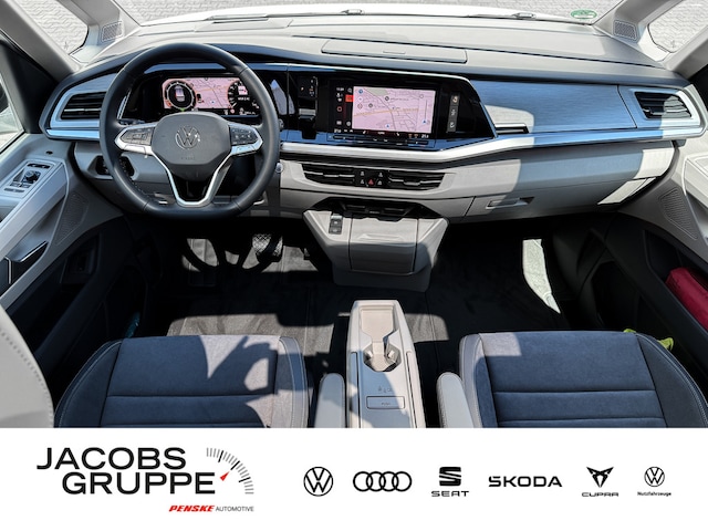 Volkswagen Multivan 2.0 TSI Lang T7