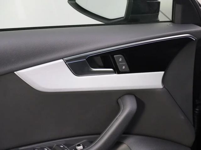 Audi A4 40 TDI Avant Quattro S-Line S-Tronic