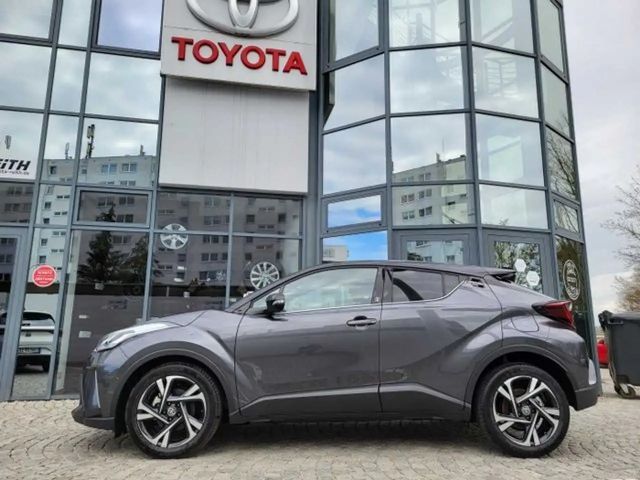 Toyota C-HR Hybride Team D