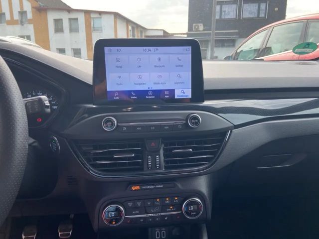 Ford Focus EcoBoost ST Line Wagon