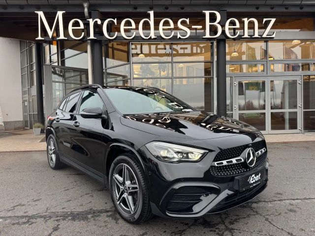Mercedes-Benz GLA 200 AMG Line