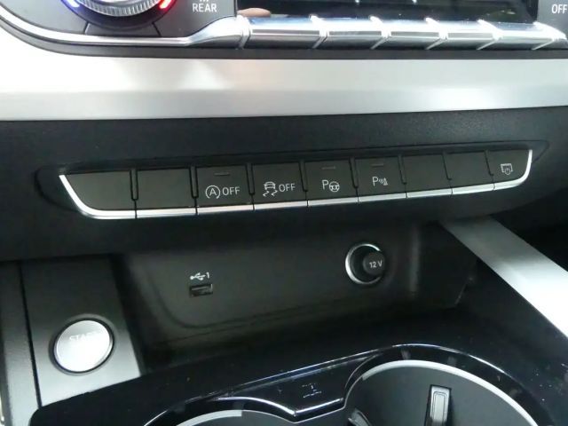 Audi A4 35 TFSI Competition S-Line