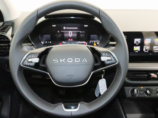 Skoda Fabia Fabia 1.0 MPI Essence  LED PDC KLIMA