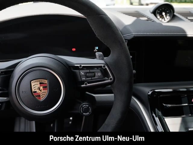Porsche Panamera 4 E-Hybrid