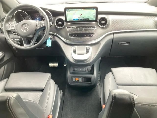 Mercedes-Benz V 300 4MATIC AMG Line Extralang
