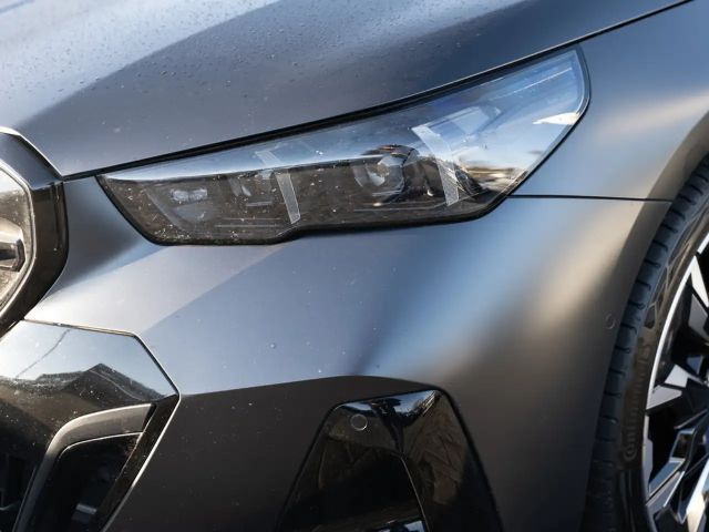 BMW i5 M60 Touring xDrive