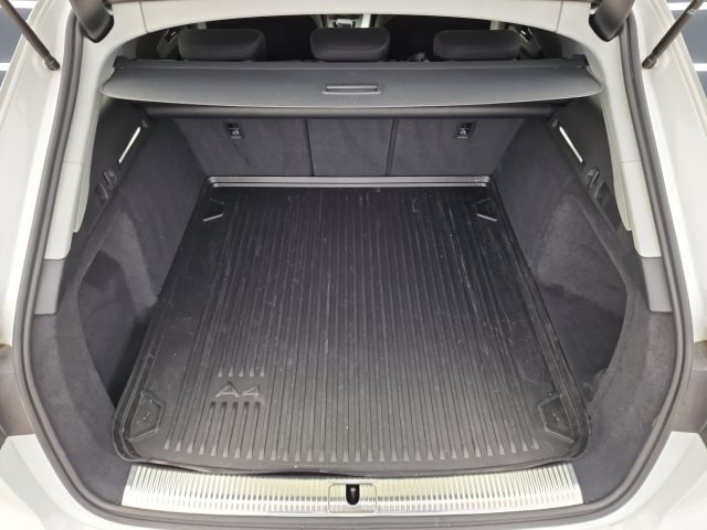 Audi A4 35 TFSI Avant S-Tronic