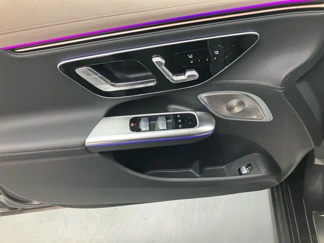 Mercedes-Benz EQE 4MATIC 500 Sedan