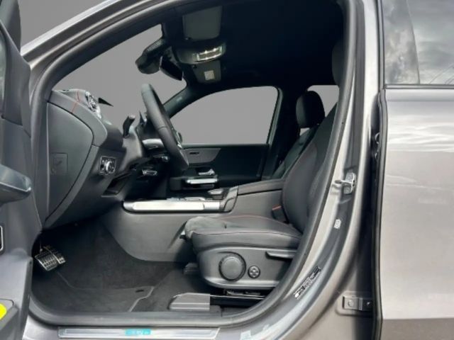 Mercedes-Benz EQB 300 4MATIC AMG Line