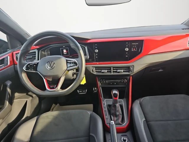 Volkswagen Polo 2.0 TSI DSG GTI