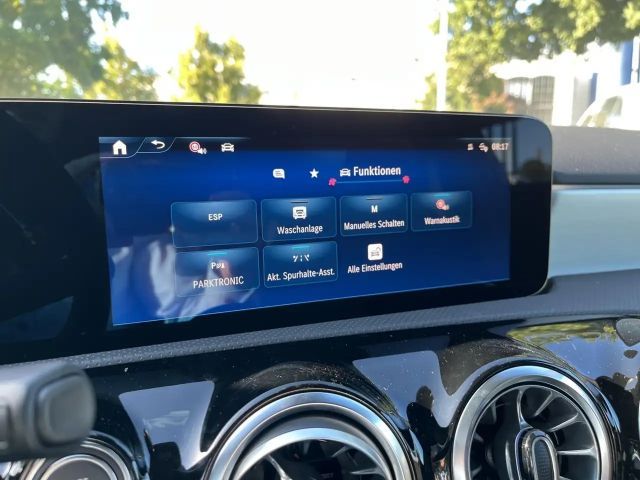 Mercedes-Benz A 200 AMG Line