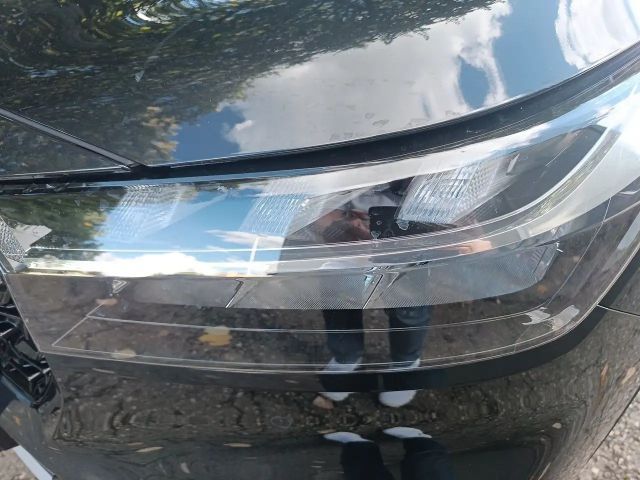 Suzuki S-Cross Hybrid