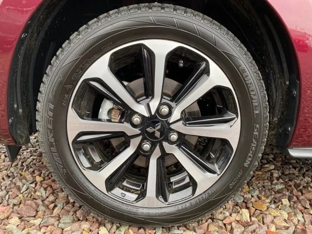 Mitsubishi Space Star CVT Star