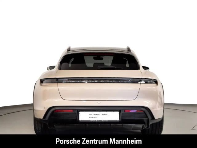 Porsche Taycan 4S Cross Turismo