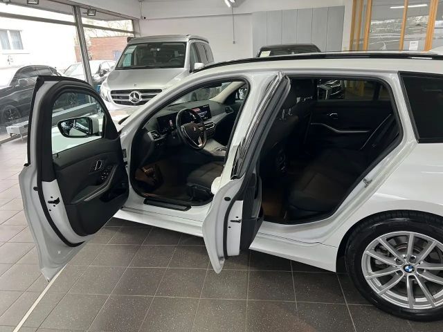 BMW 320 320d Touring xDrive