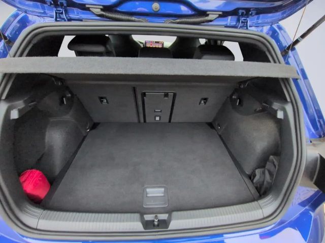 Volkswagen Golf 1.5 TSI Golf VIII R-Line
