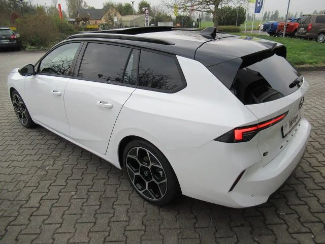 Opel Astra Sports Tourer Ultimate