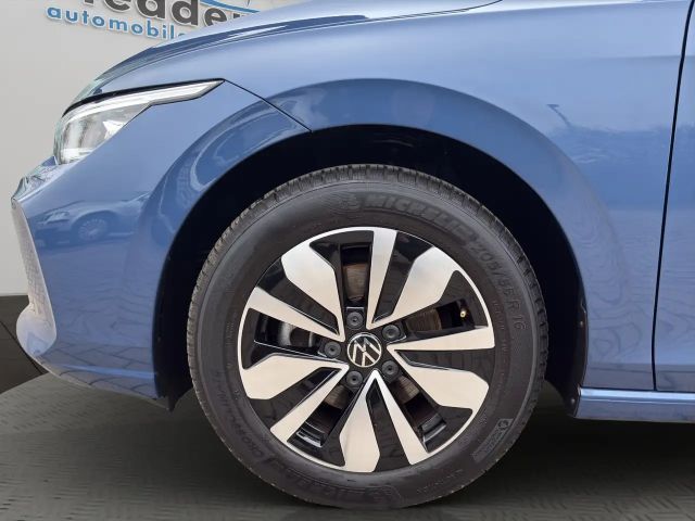 Volkswagen Golf 1.5 TSI Golf VIII