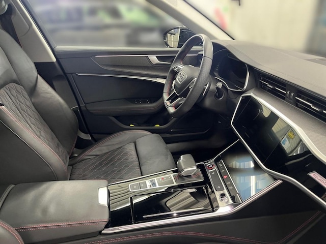 Audi S6 Avant Quattro