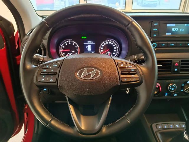 Hyundai i10 1,0 chic**Sitzheizung*Lenkradheizung*