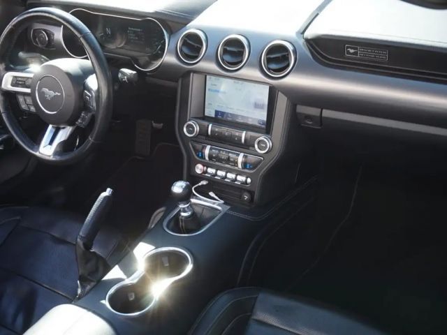 Ford Mustang Convertible GT 5.0 V8