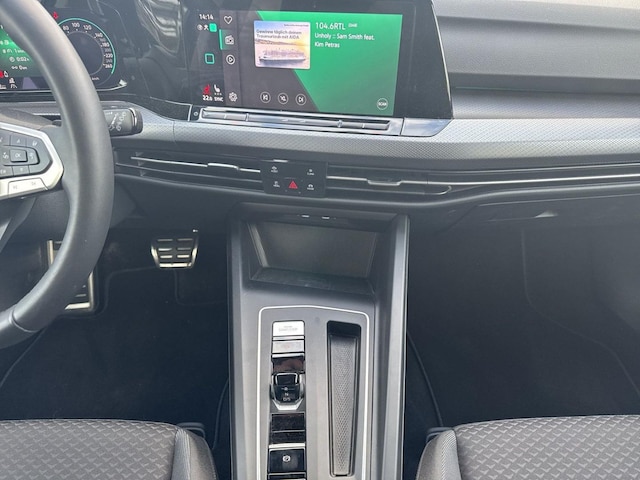 Volkswagen Golf 1.5 eTSI Golf VIII Style