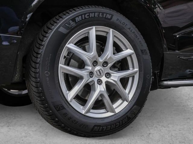 Volvo XC60 AWD Momentum