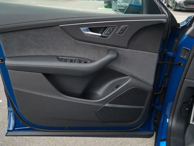 Audi RS Q8 perf 305KMH AHK MASSAGE OLED LASER KERAMIK