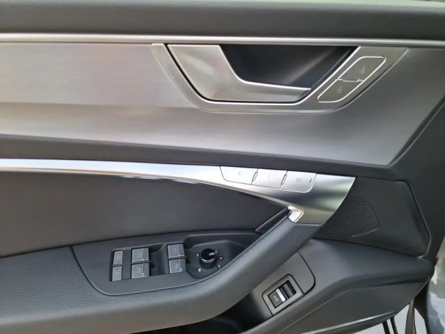 Audi A6 40 TDI Avant Quattro S-Line