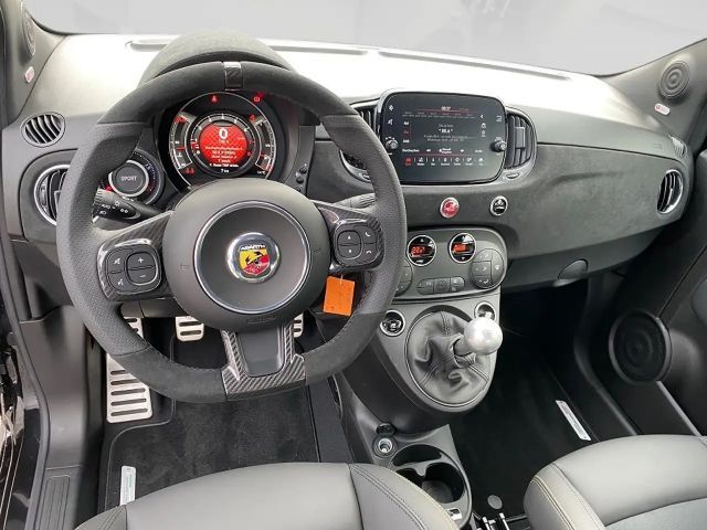 Abarth 695 70th Anniversario