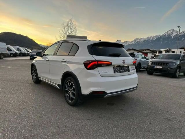 Fiat Tipo Cross RED Turbo