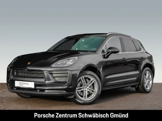 Porsche Macan Surround-View BOSE Luftfederung 20-Zoll