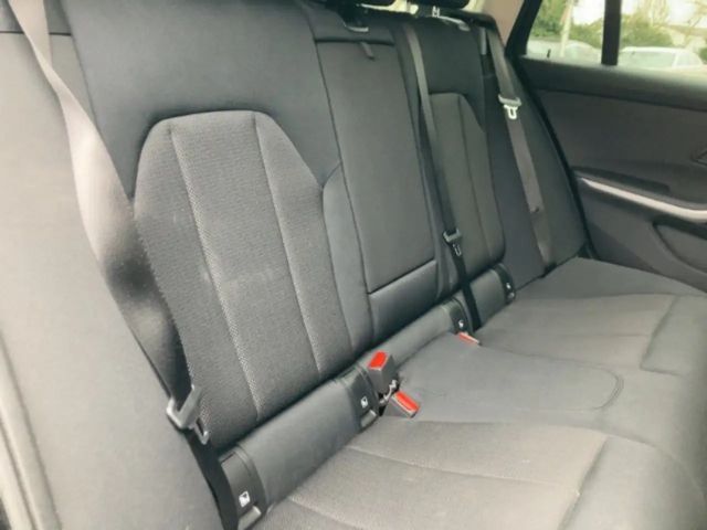 BMW 320 320d Touring