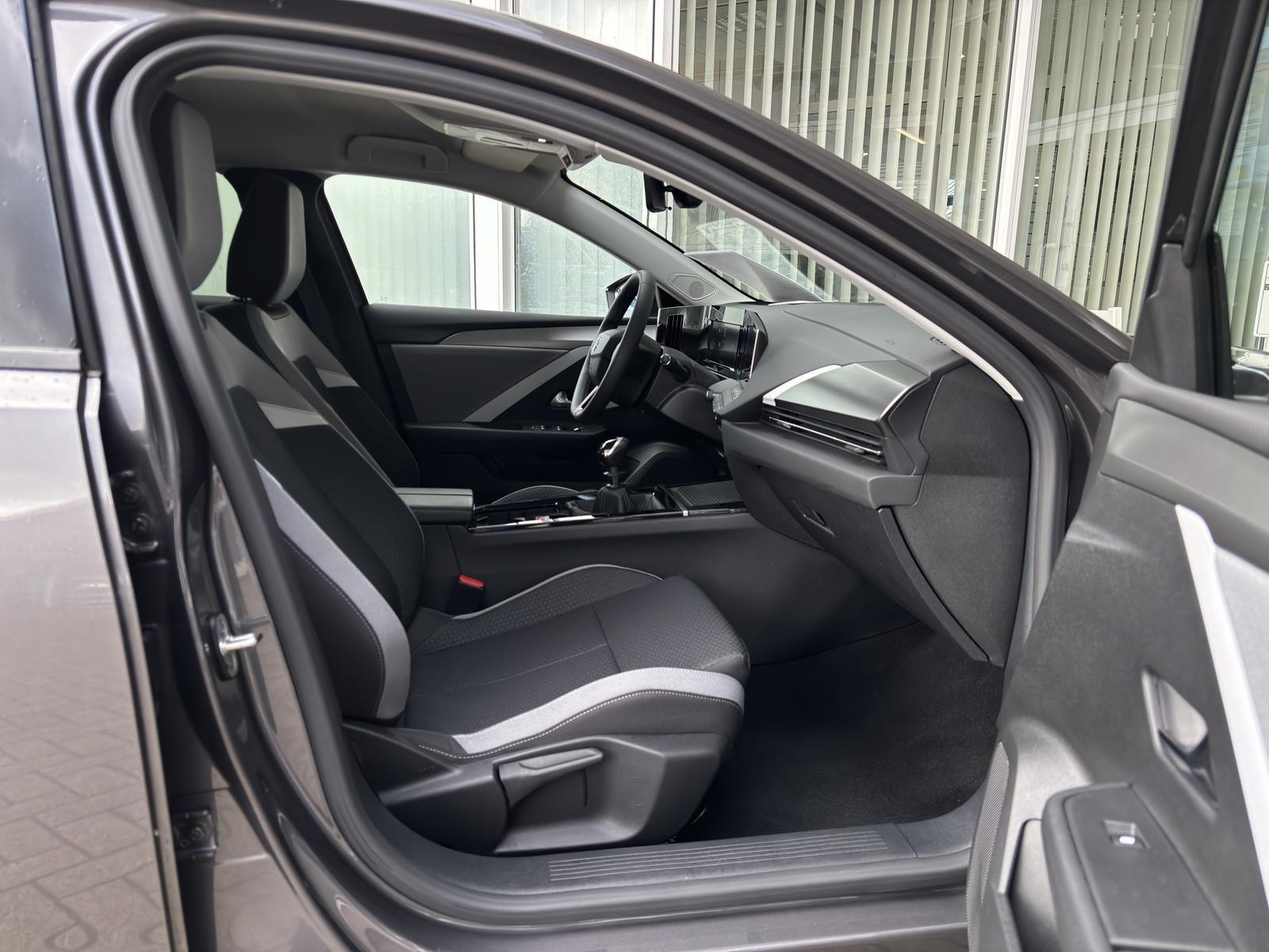 Opel Astra 1.2 Turbo Edition Turbo