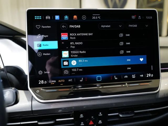 Volkswagen Golf 1.5 eTSI DSG Golf VIII