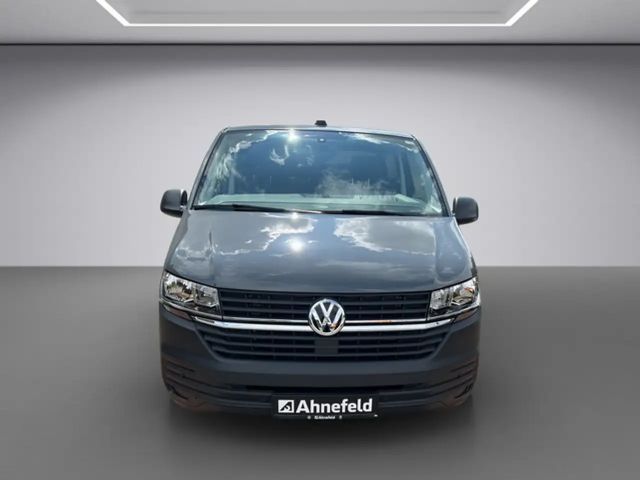 Volkswagen Transporter 6.1 Kombi Motor: 2,0 l TDI SCR 110 kW Getriebe: 6-Gang-Sch